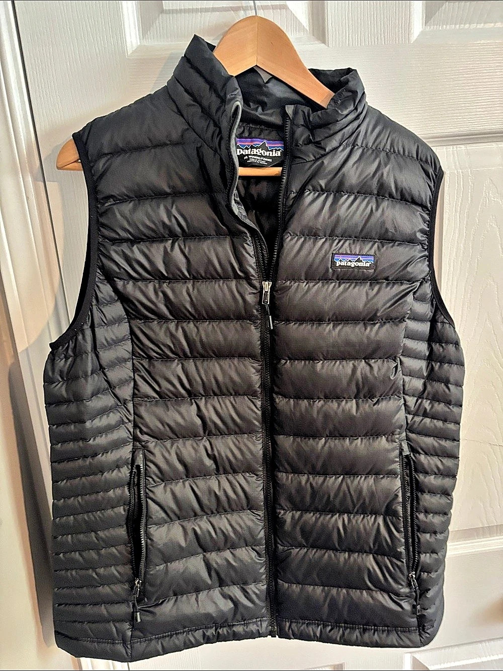 Patagonia Women's Down Sweater Vest Black Quilted